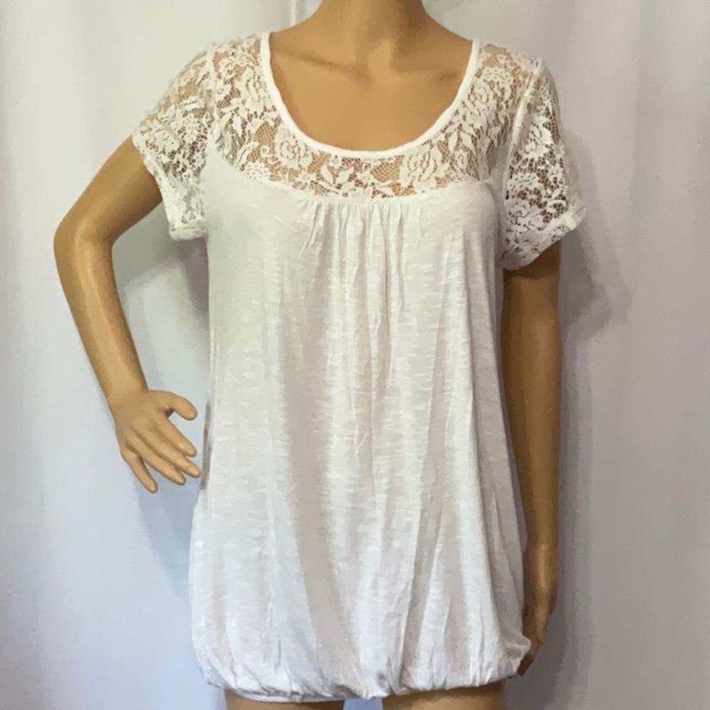 Vioblu Elegant White Lace 100% Rayon Size L Women's Top